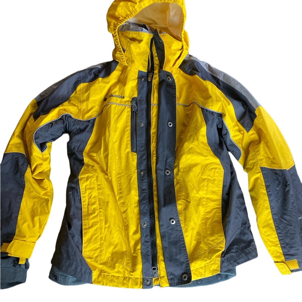 Columbia Boys Omitech Size 14/16  Jacket